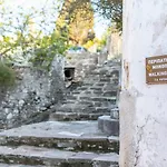 Matakia Vila